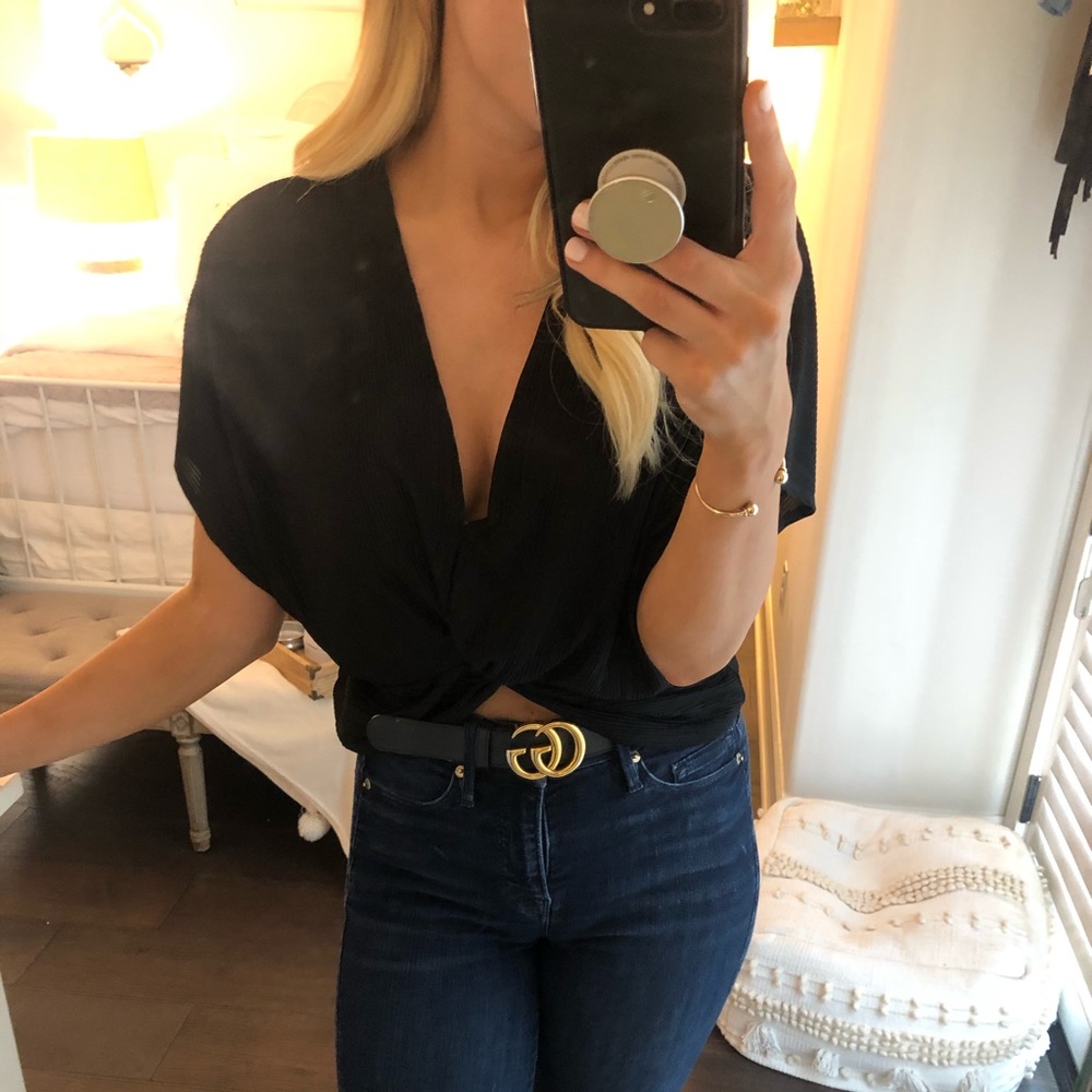 TOPSHOP CROPPED TOP